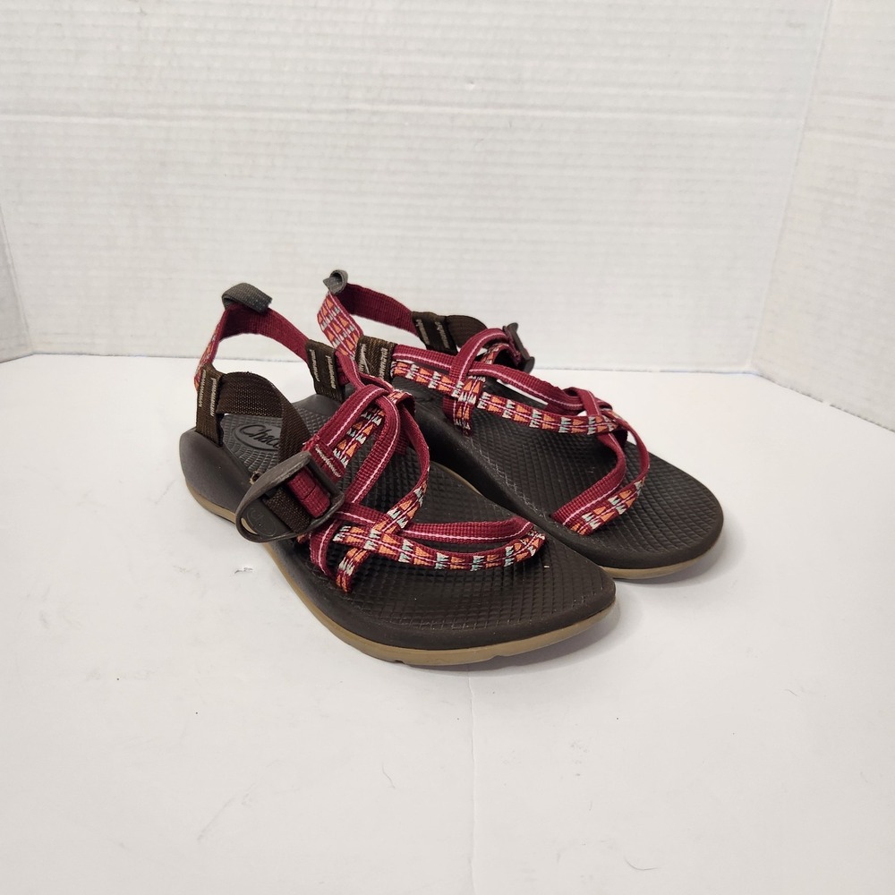 Chaco Z CLoud Strappy Sandals Big Kid Size 4 Burgundy